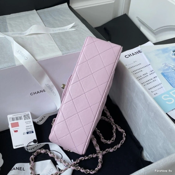 First Bag Ru CHANEL 20CM FLAP BAG 0820